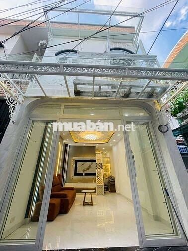 cần bán gấp nhà Huỳnh Tấn Phát