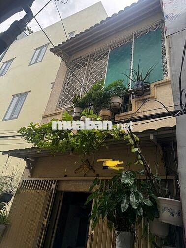 Nhà 2 mặt tiền diện tích 21m2/46m2 1 lầu 1pn hẻm 2// Lạc Long Quân