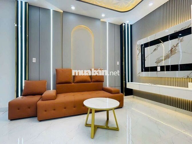 cần bán gấp nhà Huỳnh Tấn Phát