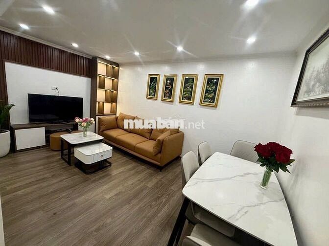 BÁN CĂN HỘ TẬP THỂ TẦNG 2 - PHỐ PHÁO ĐÀI LÀNG, ĐỐNG ĐA