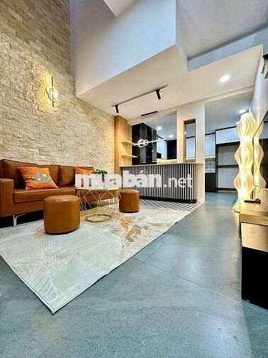 Nhà 3 mê 131m2 4 phòng thiết kế hiện đại tặng nội thất đi bộ tắm biển