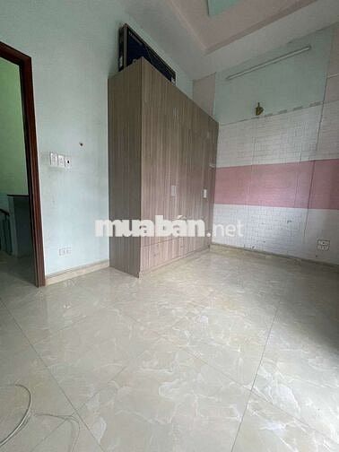 Mặt tiền Đs 9 p9 gv. 4x9m lầu đúc 2pn 2wc. Gần công viên Làng Hoa
