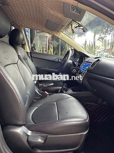 Kia Cerato 1.6 MT 2010