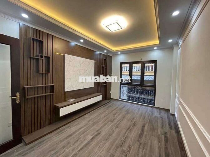 BÁN NHÀ PHẠM VĂN ĐỒNG NGOẠI GIAO ĐOÀN. VỊ TRÍ ĐẸP GẦN PHỐ. 7 tỷ