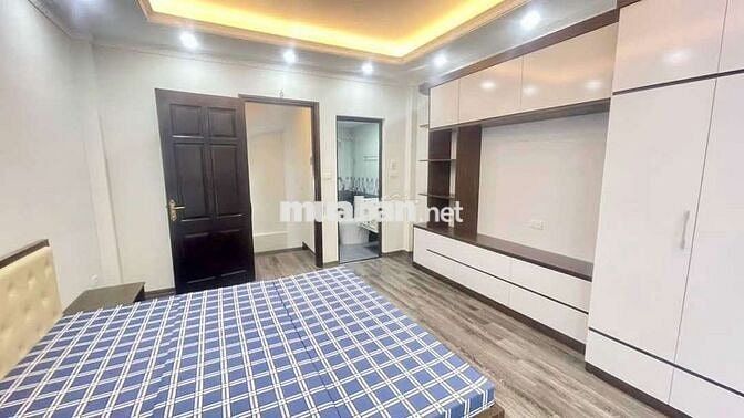 BÁN NHÀ PHẠM VĂN ĐỒNG NGOẠI GIAO ĐOÀN. VỊ TRÍ ĐẸP GẦN PHỐ. 7 tỷ