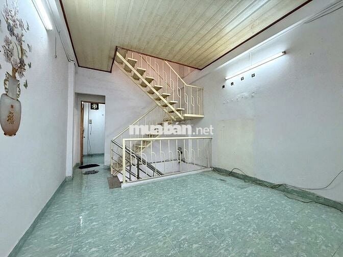 HOÀNG HOA THÁM , BÌNH THẠNH - 34m2 (3.7 x 9 x 3 TẦNG) - 4PN - 5.xx T.ỷ