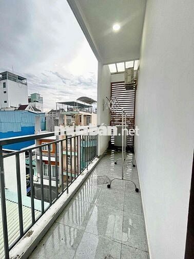 CHO THUÊ CĂN HỘ QUẬN 3 - CAO THẮNG - MỚI NHƯ HÌNH- RỘNG 45m2- 2 Bancol