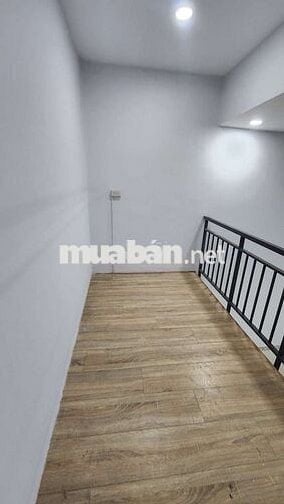 Cho thuê nhà mới sát MT Hiệp Bình. Chỉ 6,5tr vào ở ngay. Có ban công