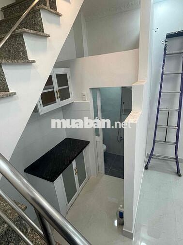 Bán nhà giá rẻ f15xQ8 ngay chùa Pháp Bửu.chợ Vạn Nguyên