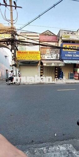 Chính chủ cần bán căn nhà 2 mặt tiền.khu sầm uất tiên kinh doanh mọi