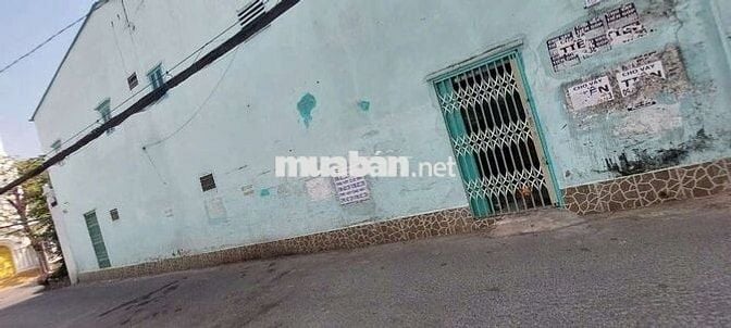 Chính chủ cần bán căn nhà 2 mặt tiền.khu sầm uất tiên kinh doanh mọi