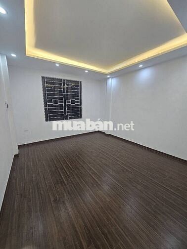 Nhà Đẹp Lĩnh Nam – Nhỉnh 6 Tỷ, 30m x 5 Tầng, Phân Lô