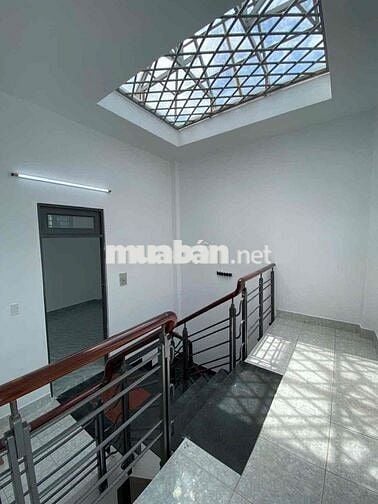 Bán nhà Phố SHR 4.5x13,, 3 lầu,,5tỷ890tr,TL,1 Thới An 19A.