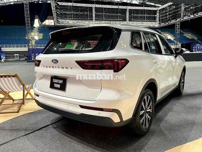 Ford Territory 2025 Trend 1.5 AT mới 100%