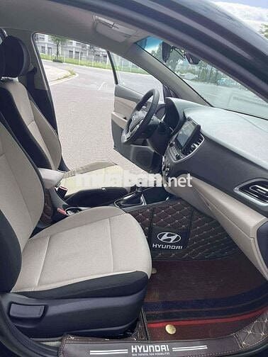 Hyundai Accent 2022 - 24000 km