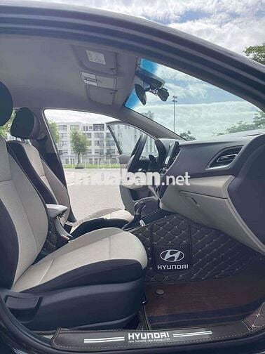 Hyundai Accent 2022 - 24000 km