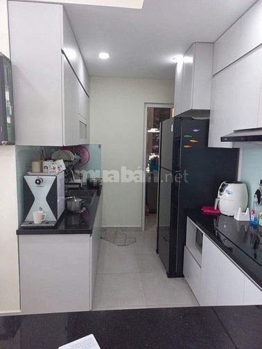 Chung cư Central Plaza,p3, TB: 77m2, 2PN, Tolet, Nội thất, 12tr5/th.