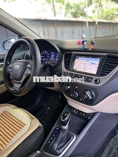 Hyundai accent số tự động