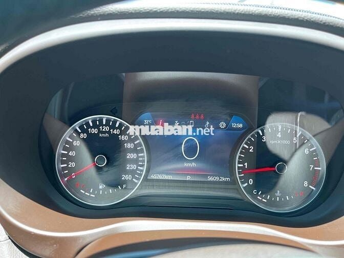 VinFast Lux A2.0 2022 A2.0 Tiêu chuẩn - 47000 km