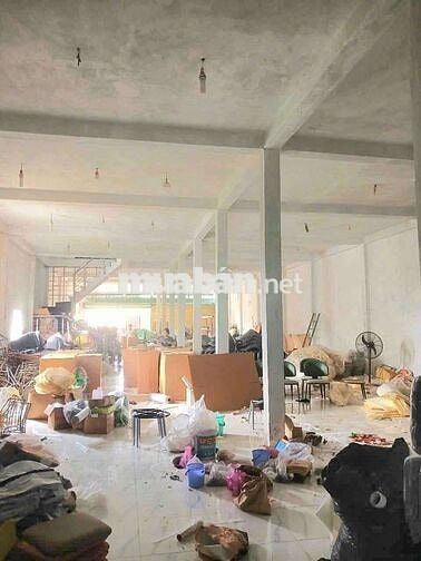 Cho thuê kho 3 lầu tổng diện tích 1600m2