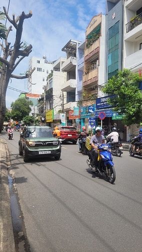 BIỆT THỰ CAO CẤP KHU K300- 9M × 20M - NHÀ 5 LẦU ĐẸP - GIÁ 54 TỶ TL