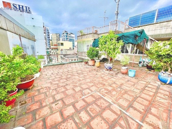 Chung cư 70m có thiết kế hiện đại có full nội thất cho thuê 14 triệu