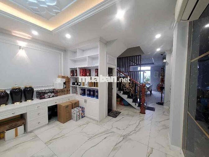SIÊU PHẨM HIẾM MTKD NGAY PHỐ ẨM THỰC PHAN XÍCH LONG