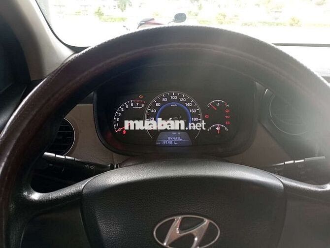 Xe 5 210 2014 Grand 1.0 MT Base - 140000 km