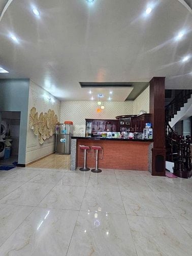 Bán gấp Biệt Thự 3 Tầng Đường Trần Văn Giàu Bình lợi Bình Chánh 