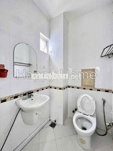 CHO THUÊ PHÒNG FULL NỘI THẤT, CỬA SỔ TRỜI NGAY CẦU CÔNG LÝ