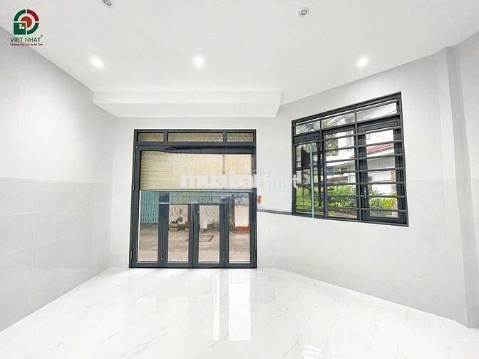 Mặt bằng kinh doanh gần Công viên Làng Hoa, Vincom Gò Vấp, Emart