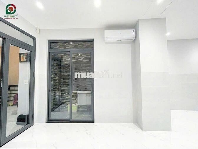 Mặt bằng kinh doanh gần Công viên Làng Hoa, Vincom Gò Vấp, Emart
