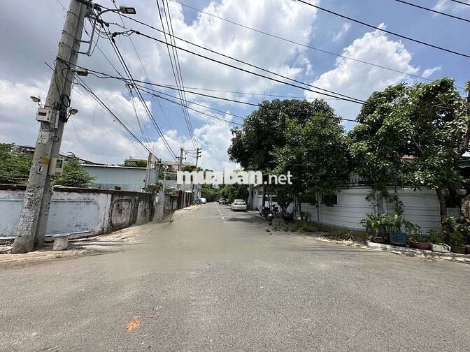 VIP KHU BIỆT THỰ ĐỘC NHẤT 2MT TRƯỚC SAU KHUÔN ĐẤT ĐẸP 15X30M THỔ 100%