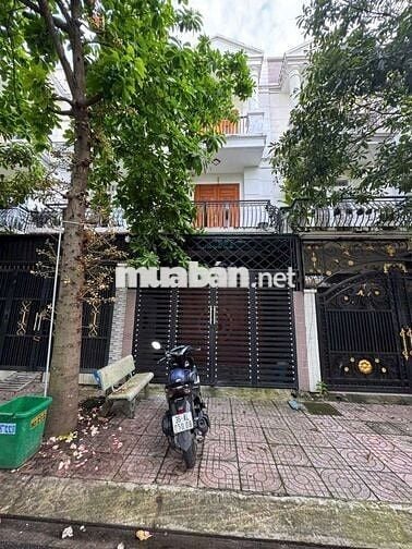 Cho thuê nhà 4pn 4wc khu đô thị phúc đạt Phú Lợi