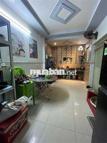 Quận 6 - Bán nhà 3 tầng 28m2 Ăn Dương Vương 3 tỷ 8