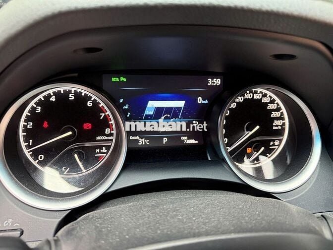 Toyota Camry 2019 2.5Q - 73856 km