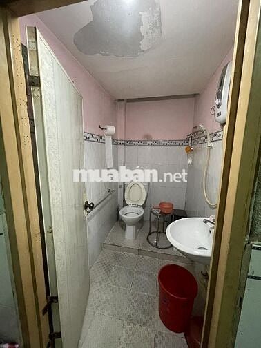 Bán nhanh nhà 2 tầng Hòa Bình 4PN, hẻm xe tải 7m 63m2 giá 5.5 tỷ (TL)