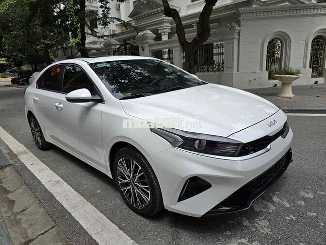 Kia K3 2022 1.6 Luxury - 25000 km