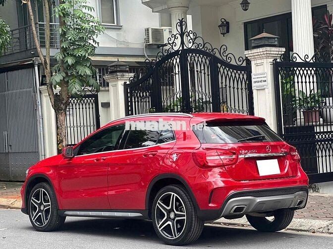 Mercedes Benz GLA250 AMG 4Matic sx 2016 màu đỏ