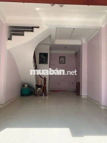 Chính chủ Bán nhà riêng kinh doanh dòng tiền tại đường Ngọc Hồi