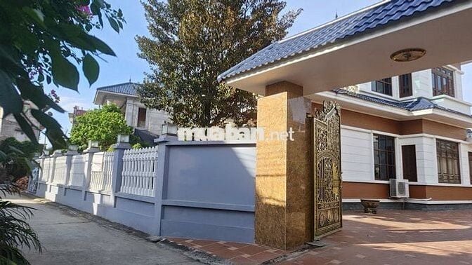 2.5x tỷ Xuân Bách - Đất KCN Nội Bài và Sân Bay xe 7 chỗ thông ngõ