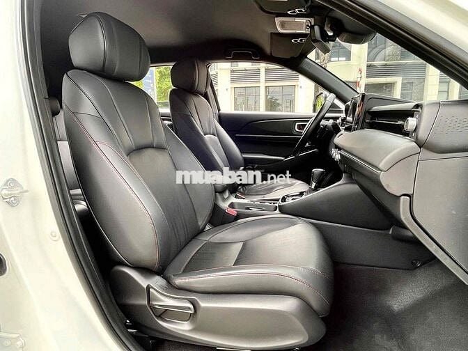 Honda HR-V RS sx 2022 siêu lướt màu trắng