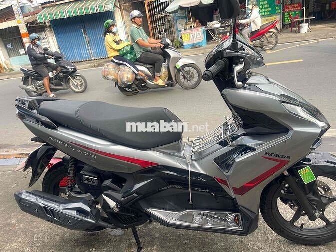 cửa hàng cần bán xe Ab 2022biển Sài Gòn chính chủ