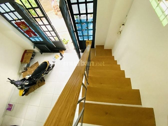 NHÀ P7 Q8 GẦN CHỢ PHÚ LỢI - 4.5 x 21 - TRỆT + LỬNG - NHÀ MỚI Ở NGAY.