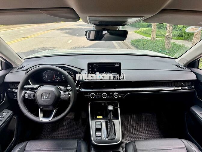 Honda CR V 2025 L - 10800 km