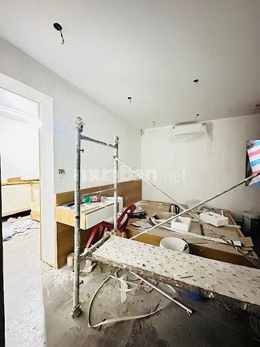 Chính chủ bán tập thể 40m2 tầng 2 lô góc 2 PN, vs khép kín. 2.68 tỷ