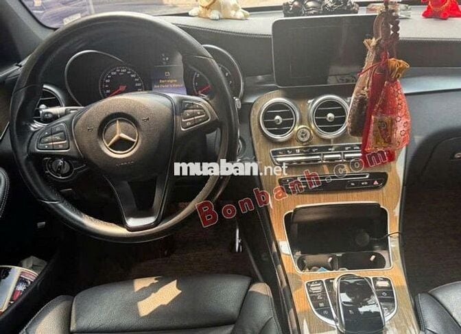 Mercedes Benz GLC 250 4Matic 2016 - 745tr