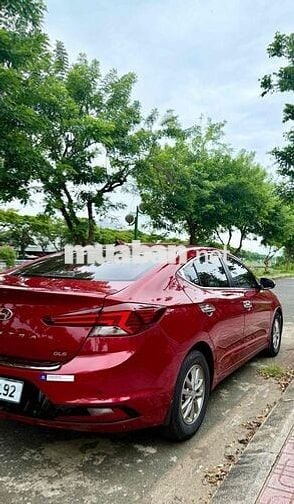 Hyundai Elantra, gia đình sử dụng, bảo dưỡng hãng