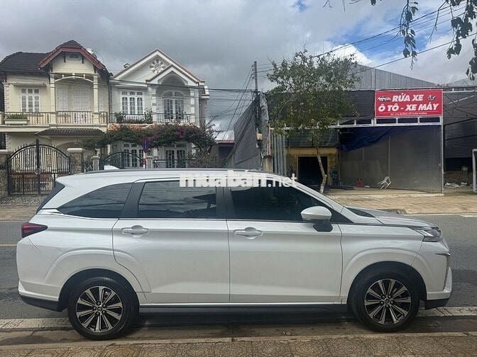 Toyota Veloz 2024 – 7 chỗ gia đình, siêu lướt