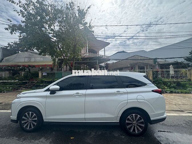 Toyota Veloz 2024 – 7 chỗ gia đình, siêu lướt